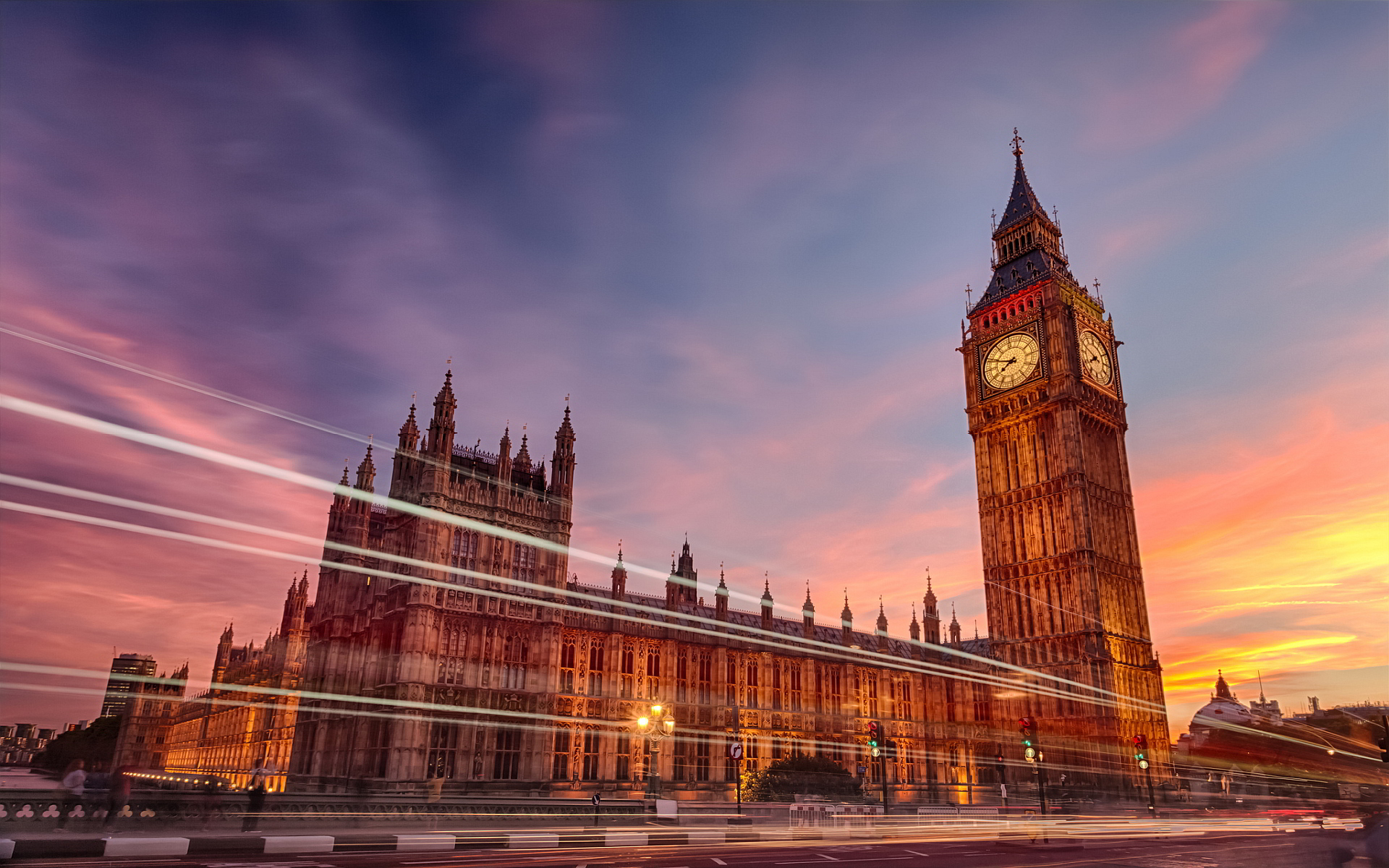 .LONDON domäner ett steg närmre lansering