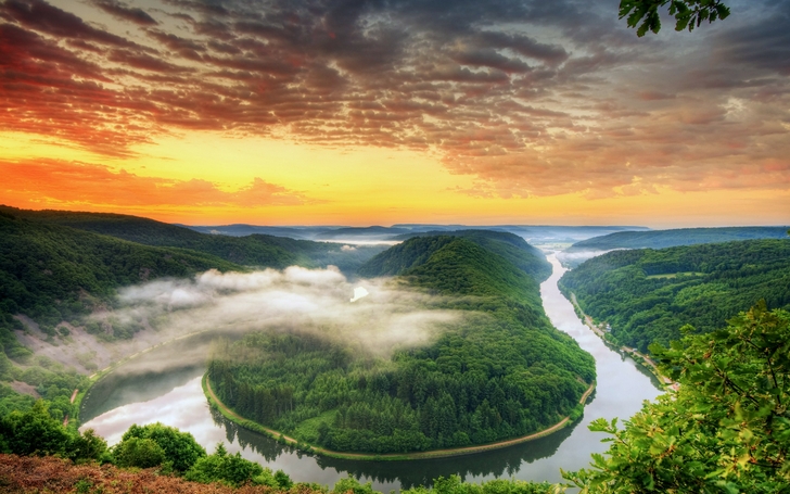 Registrera .SAARLAND domännamn